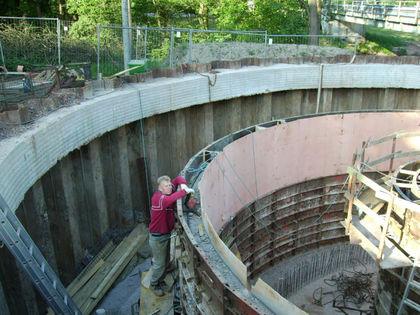 Hauptsammler Bliesmengen-Bolchen 2. Bauabschnitt Abwasseranlage Kleinblittersdorf - Regenrueckhaltebecken Bild 1