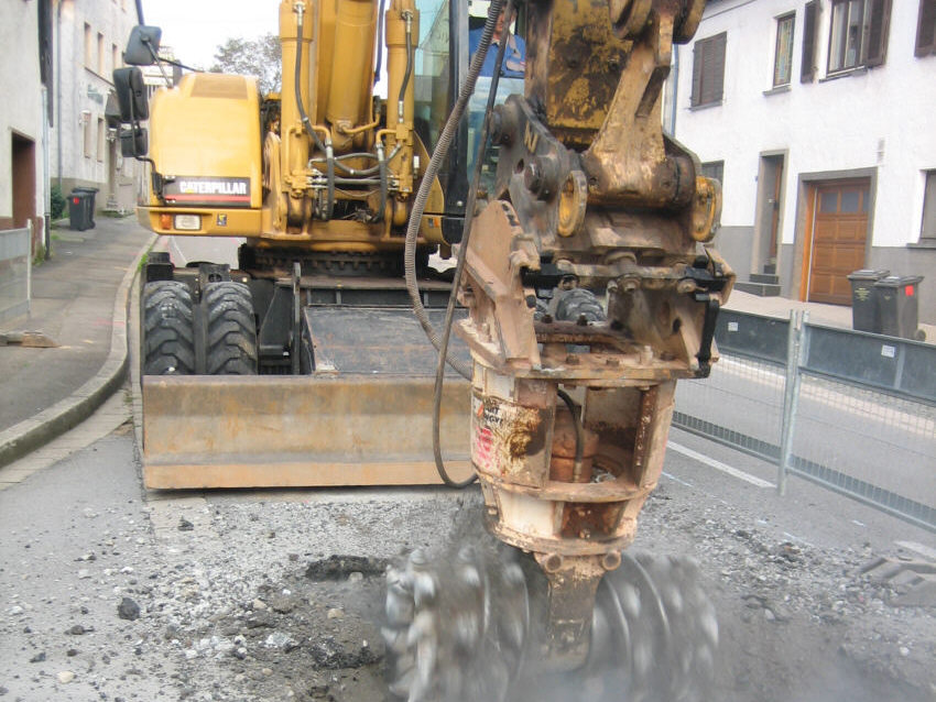 Abwasseranlage Ommersheim Kanalsanierung - Aushubarbeiten an Haltung 6166